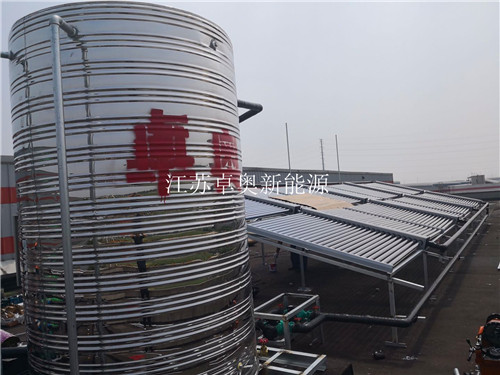 常州常林機(jī)械四噸太陽(yáng)能系統(tǒng)